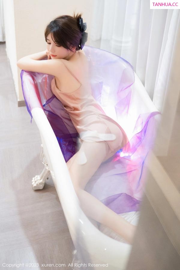 婠婠么  [XiuRen]高清写真图 2023.03.23 No.6458 婠婠么 浴缸美腿第15张图片